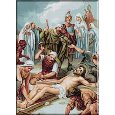 2033.Christos este rastignit pe cruce