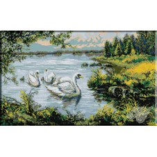 281. Lac cu lebede